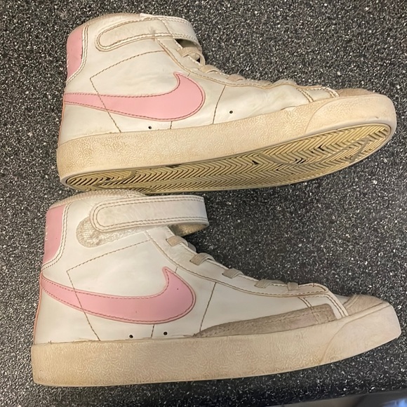 Nike Other - Girls Nike Blazers